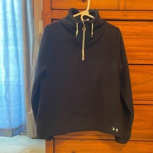 Black fleece under armor